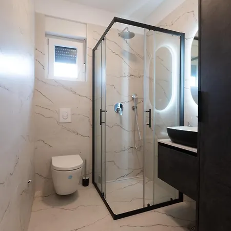 Apartamento Artemis 3 *