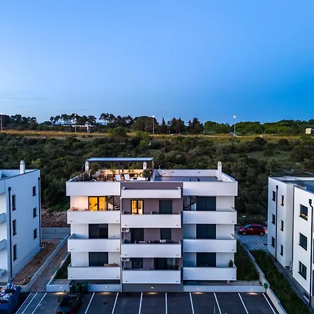 Artemis 3 Zadar