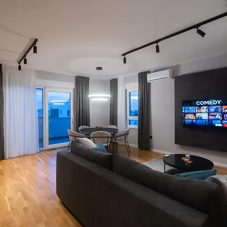 Artemis 3 * Zadar