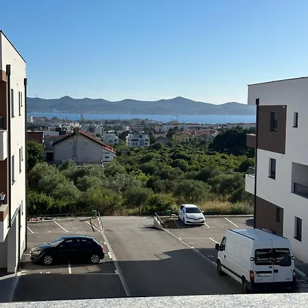 Apartamento Artemis 3 *